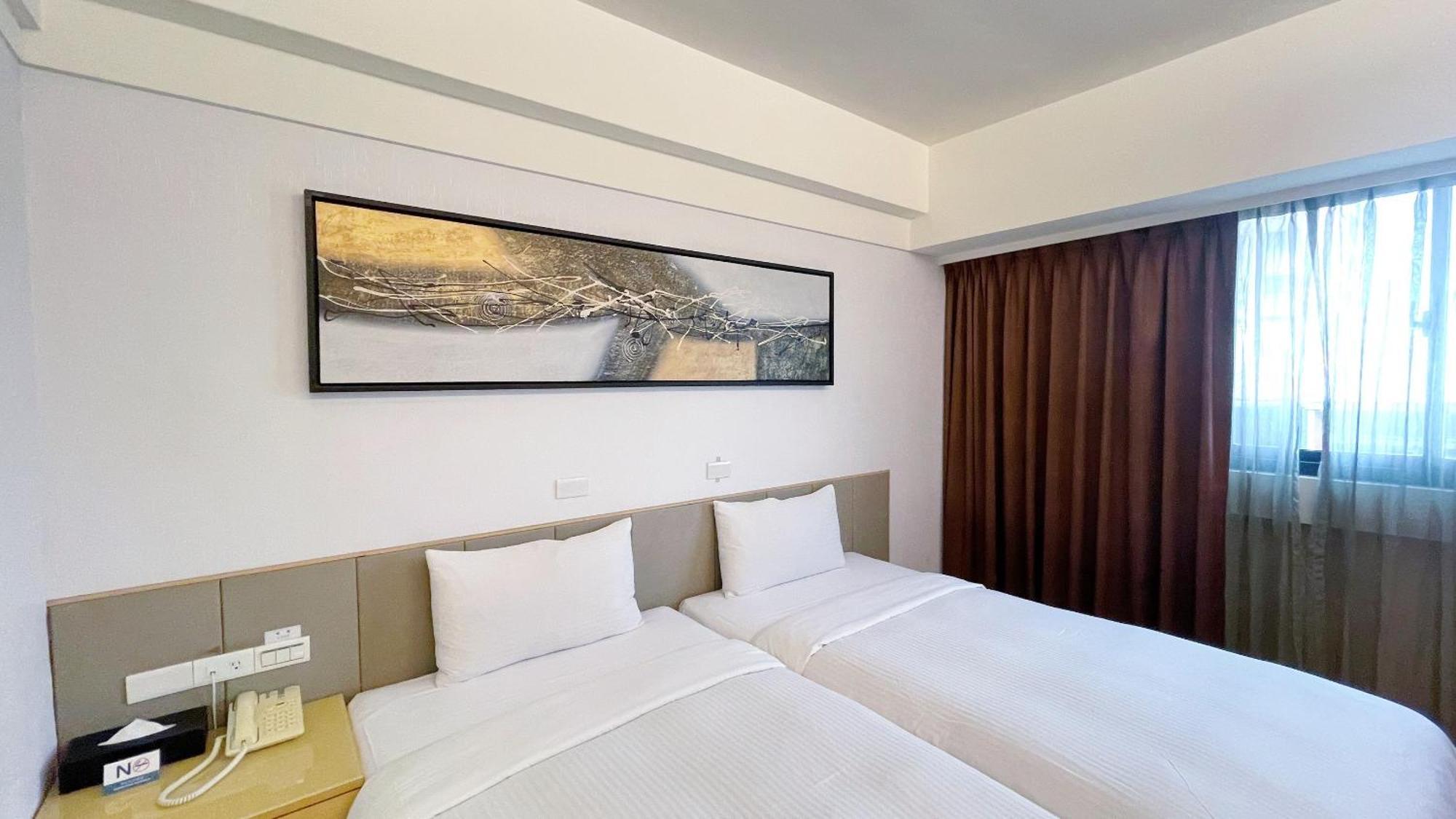 Delton Hotel Kaohsiung Buitenkant foto