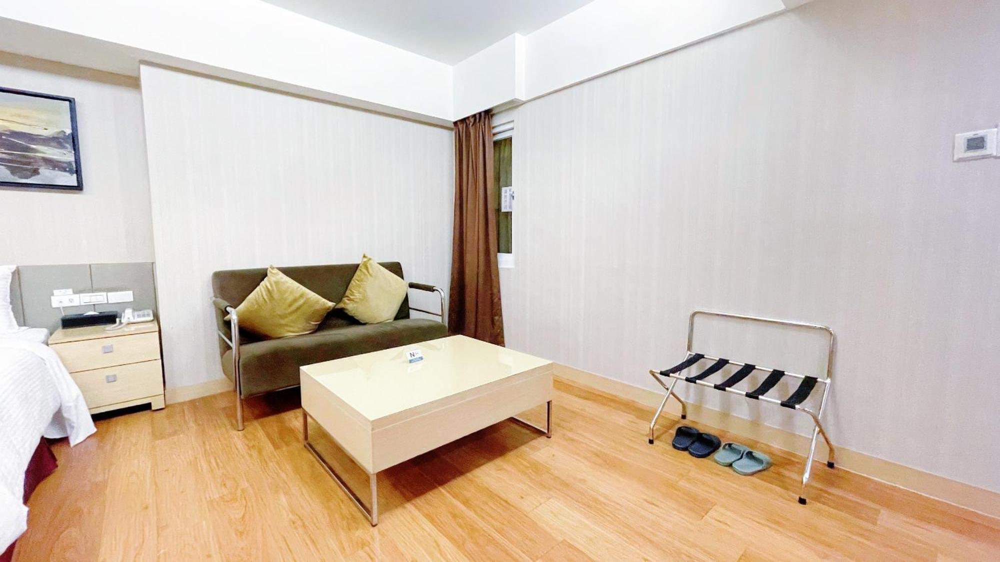 Delton Hotel Kaohsiung Buitenkant foto