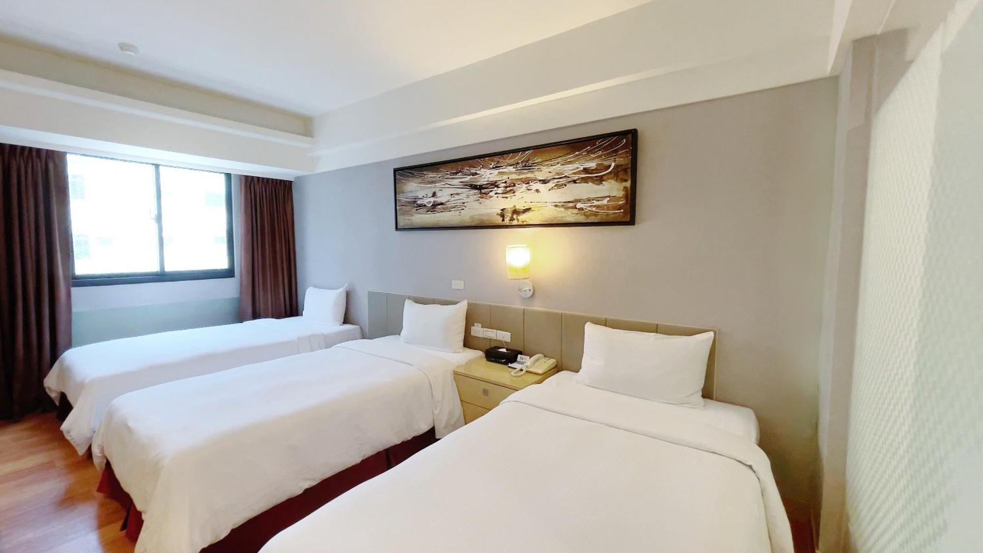 Delton Hotel Kaohsiung Buitenkant foto