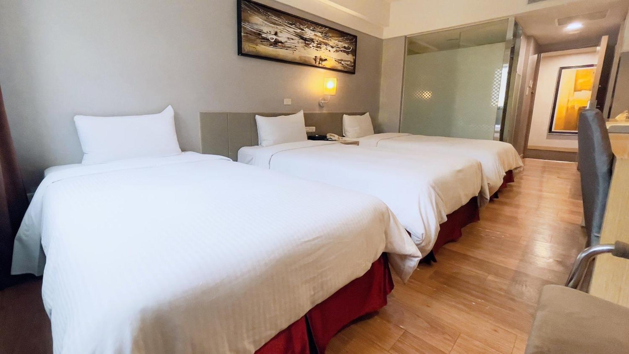 Delton Hotel Kaohsiung Buitenkant foto